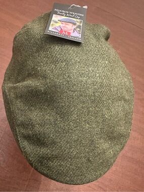 MUCROS WEAVERS TRINITY TWEED FLAT M CAP Wool IRELAND NWT Olive Green